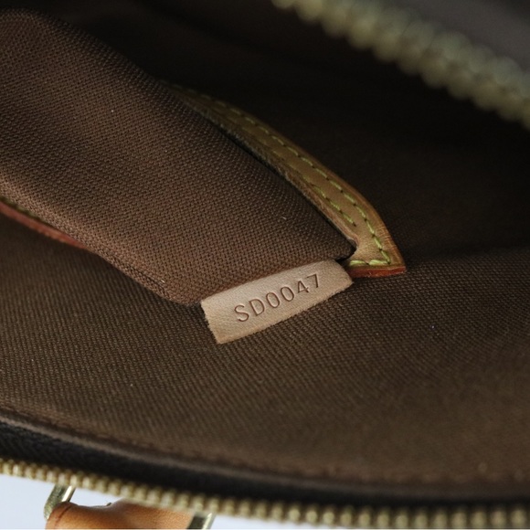 Louis Vuitton Alma MM Monogram Canvas Leather Satchel - Picture 13 of 15